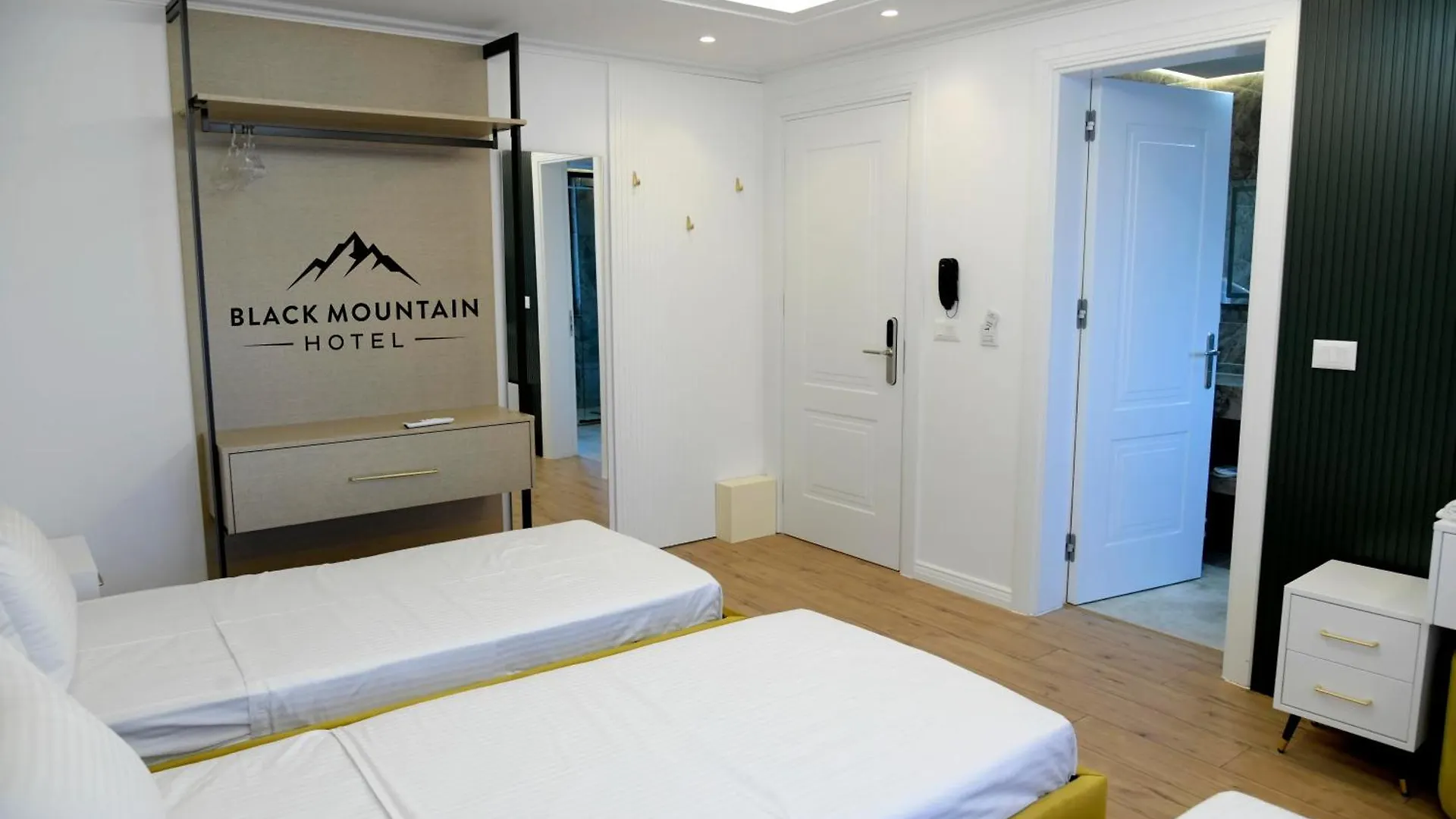 Blackmountain Hotel Bajram Curri